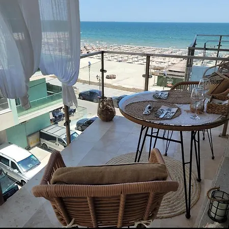 Studio Beach Residence Navodari * Năvodari